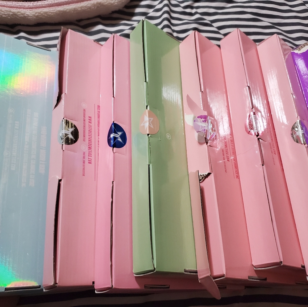 Jeffree star mirrors for trade
